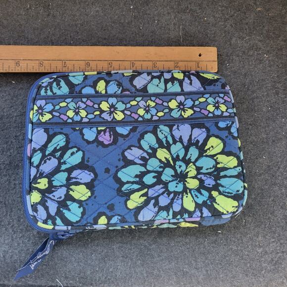 Vera Bradley E-Reader Sleeve iPad Mini Kindle Case Cover Quilted - Picture 1 of 6